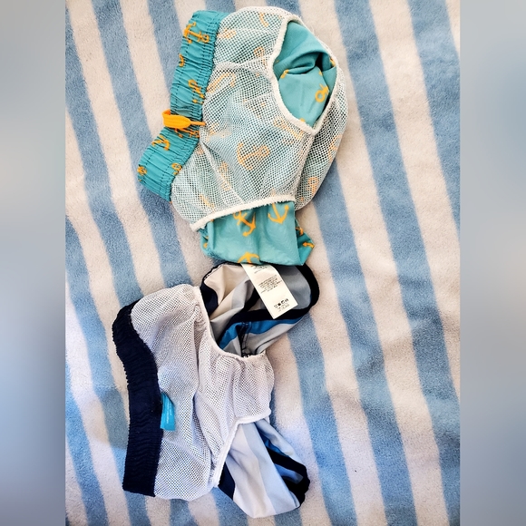 Joe Fresh Swim Trunks 3-6 - Picture 3 of 3